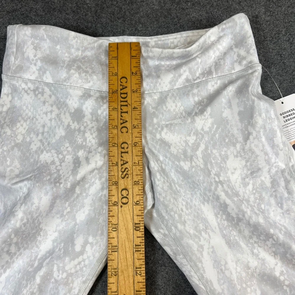 Alo‎ Yoga Goddess Ribbed Legging Vapor Python Glossy Grey White Snakeskin Medium